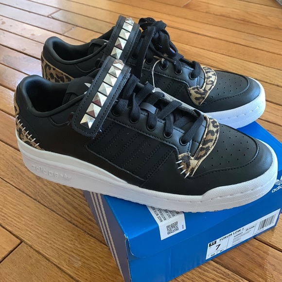 Adidas New sneakers unisex Big kid 7 - Picture 1 of 8